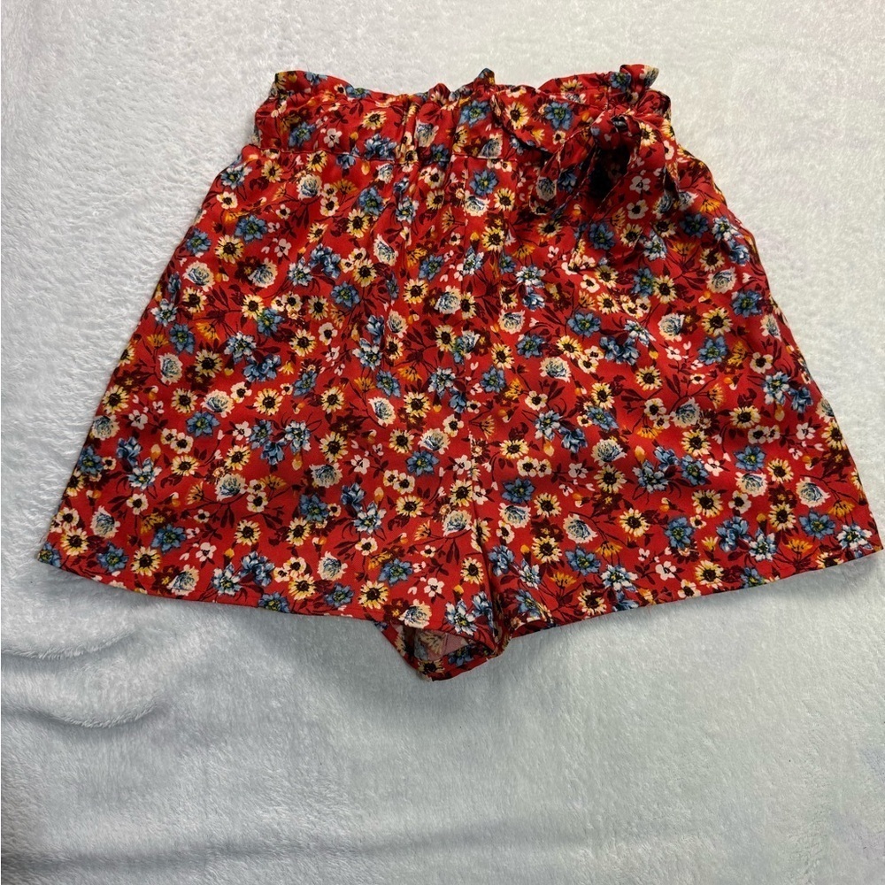 Floral Red Women's Shorts